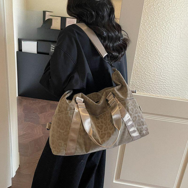 Lightweight Weekend Duffle Bag Kalsten