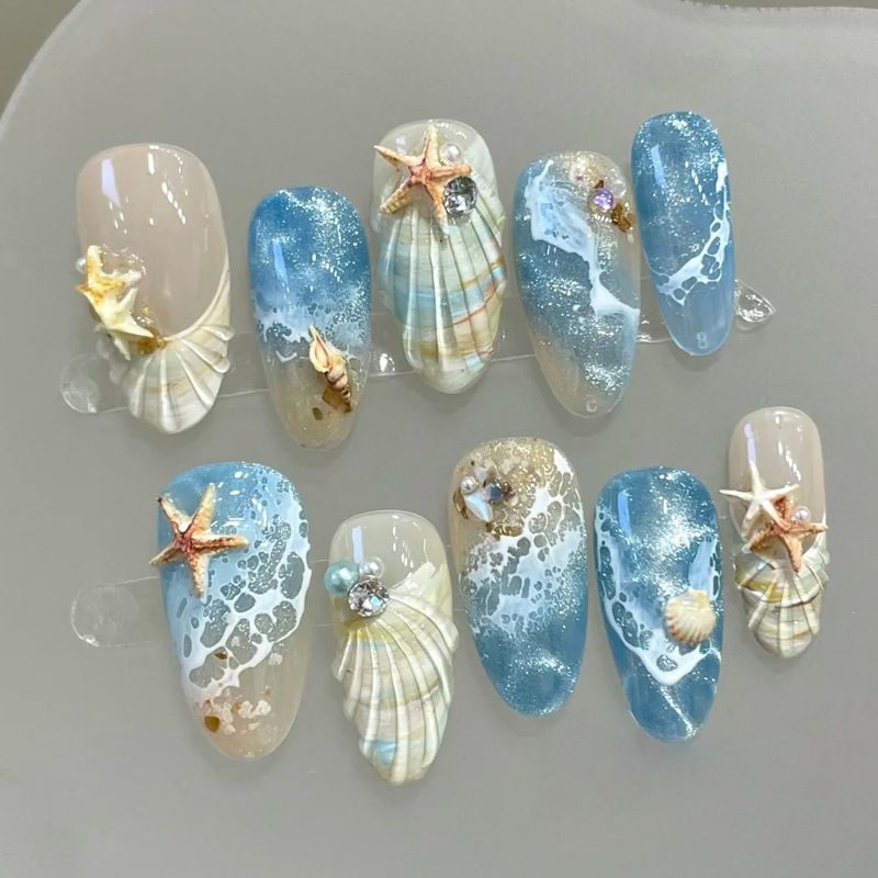 Nail art set with floral patterns and ombre effects Kalsten