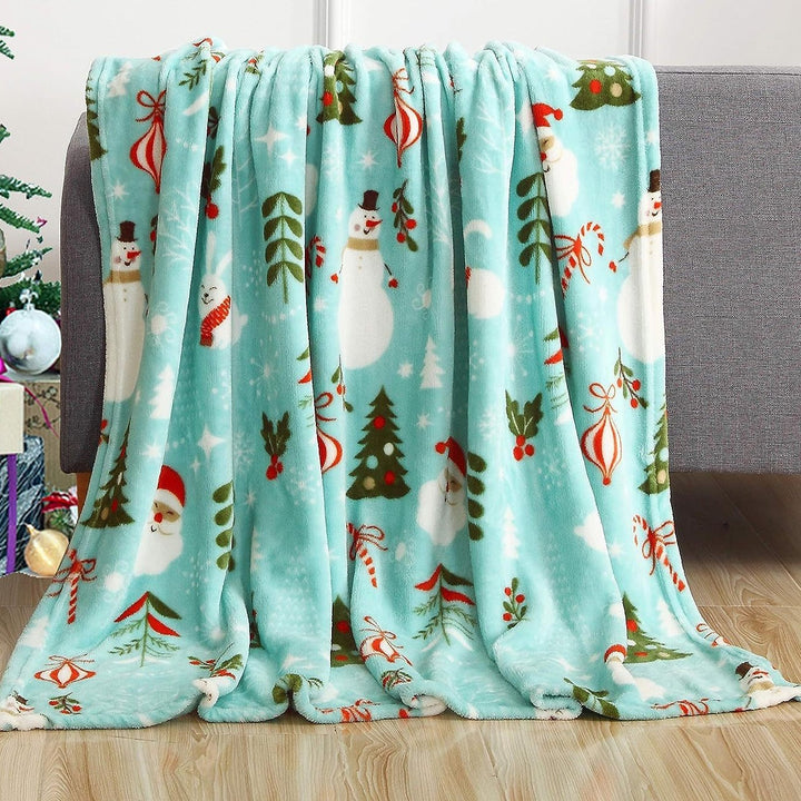 Festive Holiday-Themed Plush Throw Blanket