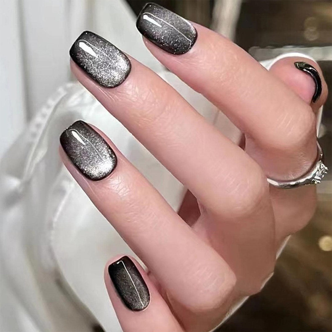 Artificial nails with holographic shine Kalsten