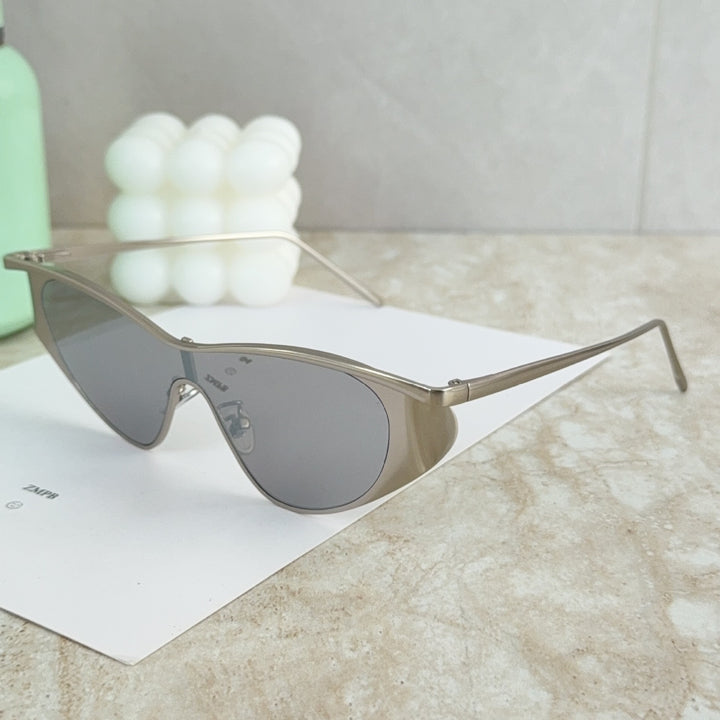 Fashion-Forward Shield Sunglasses Kalsten