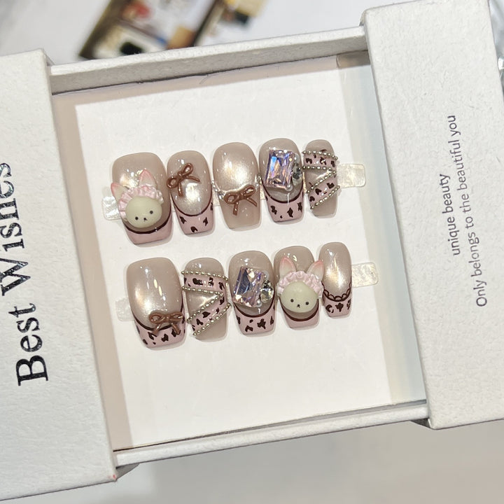 Whimsical Animal-Themed Press-On Nail Set Kalsten