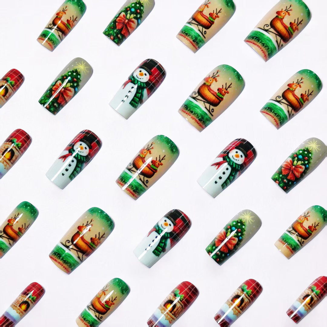Creative Christmas Art Nails in Festive Design Kalsten