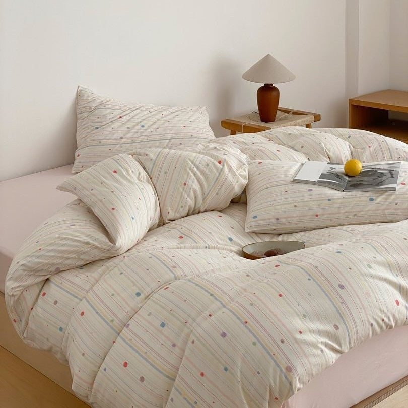 Floral Reversible Duvet Cover Set made of Cotton Mix with Fitted Sheet