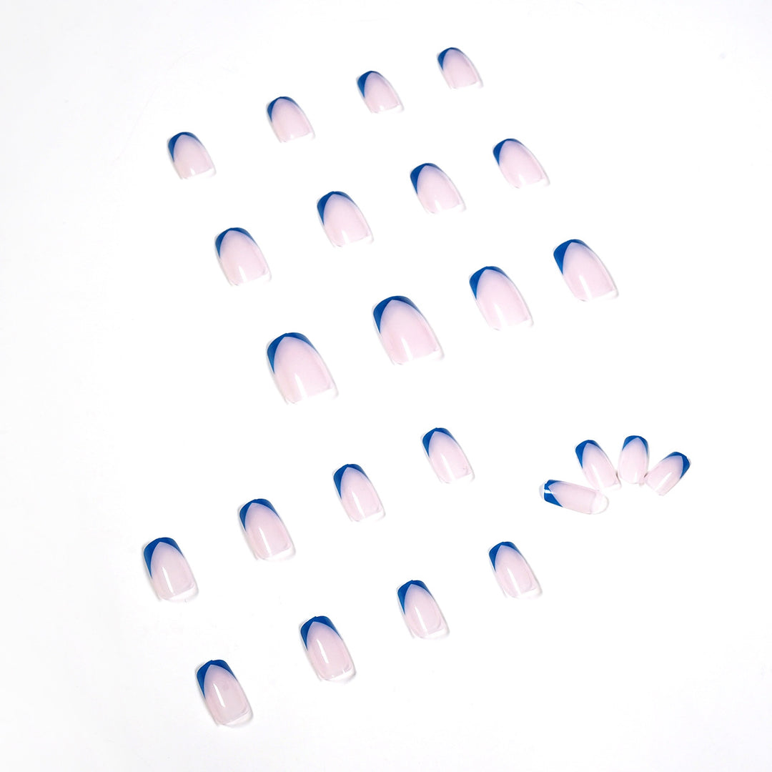 Stylish nail art with modern French tips Kalsten