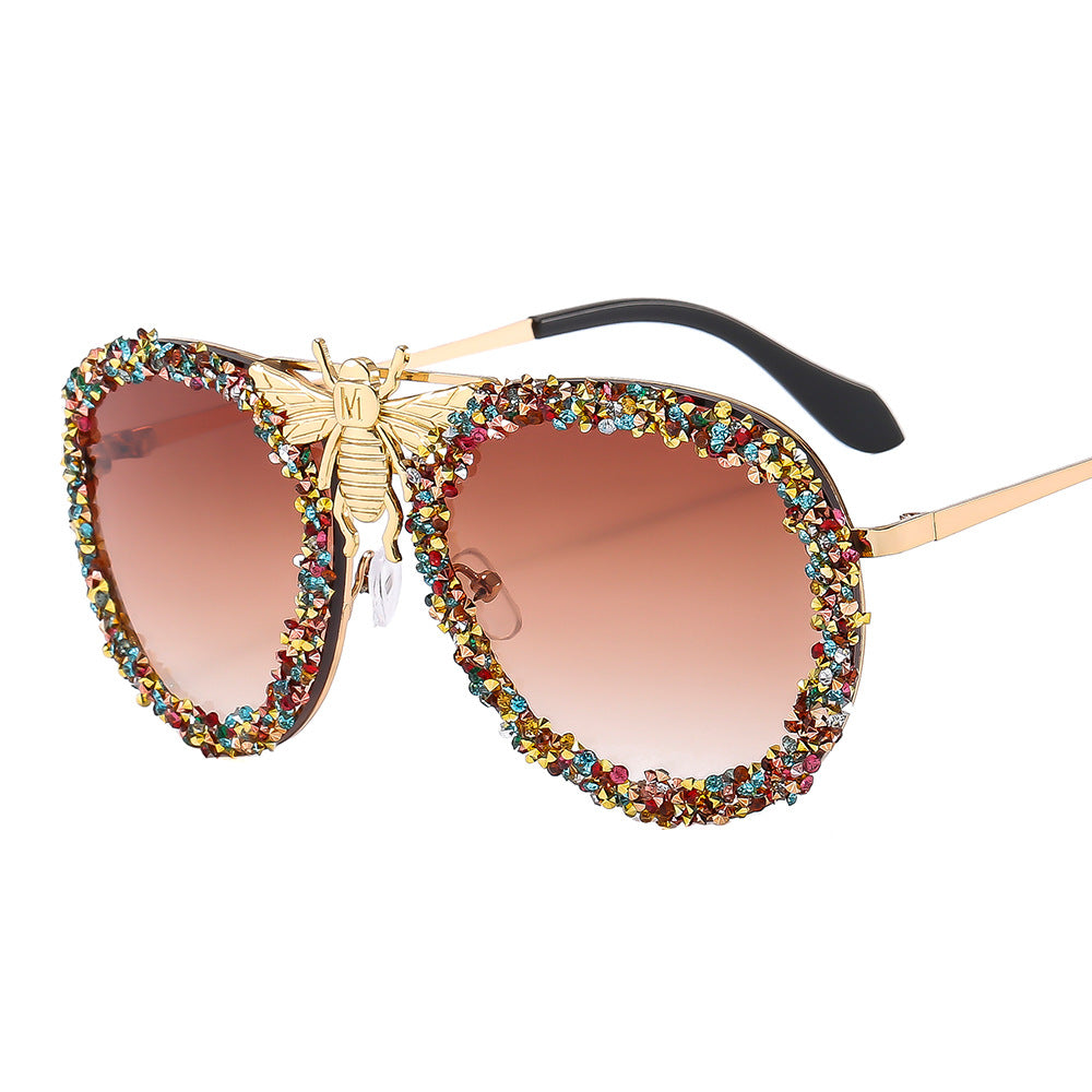 Women Glamorous Oversized Sunglasses with Unique Decorative Frame Kalsten