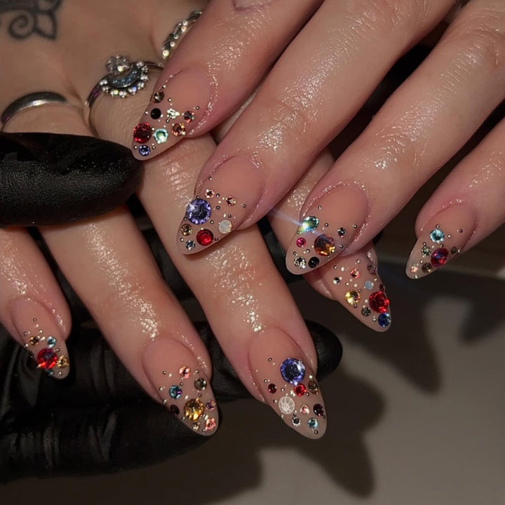 Artful stiletto nails with glitter accents Kalsten