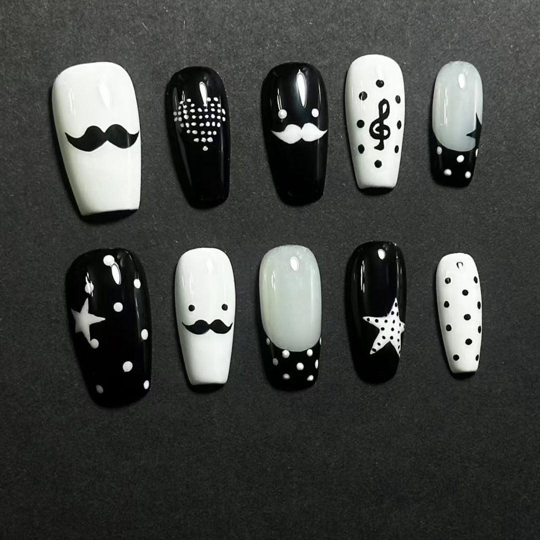 Whimsical Bear-Themed Press-On Nail Art Kit Kalsten