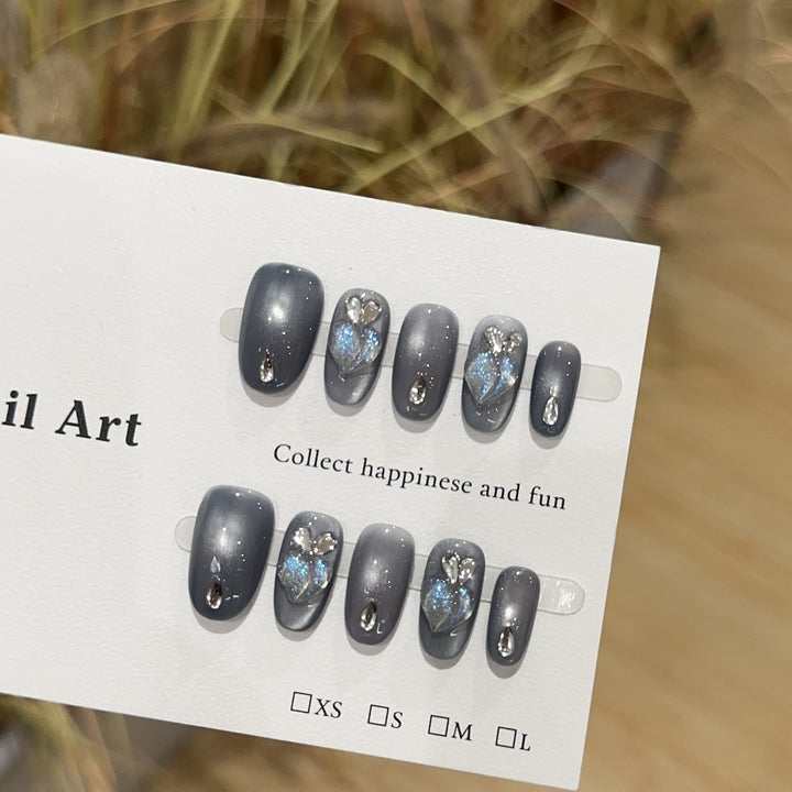 Glamorous Heart-Decorated Press-On Nail Set