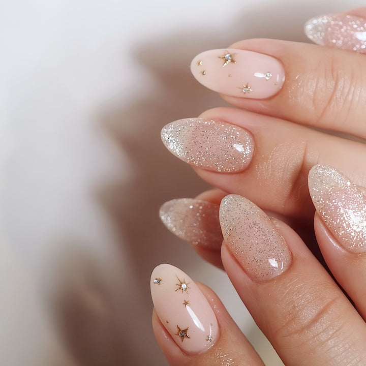 Glamorous Glittery Press-On Nail Art Kalsten