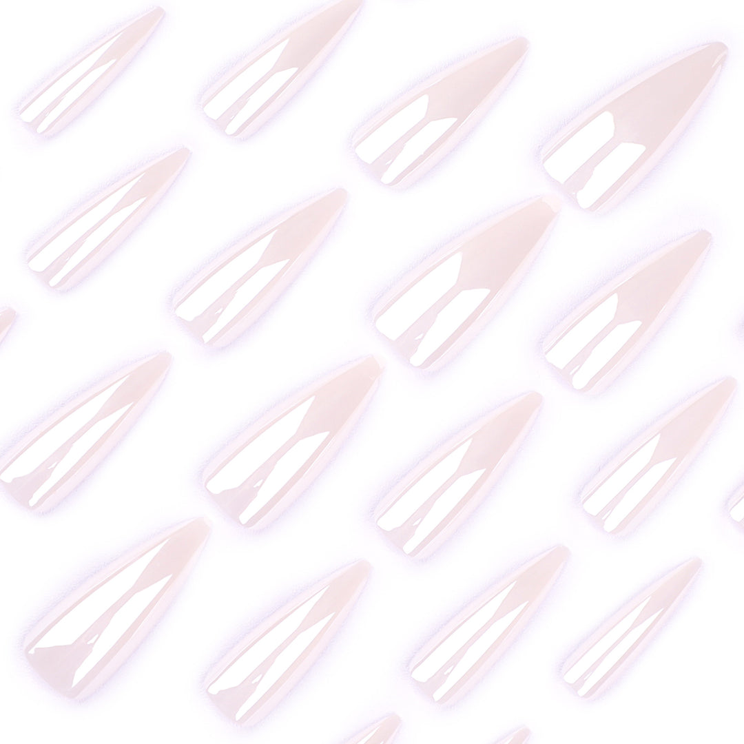 Elegant Stiletto Nails Kalsten