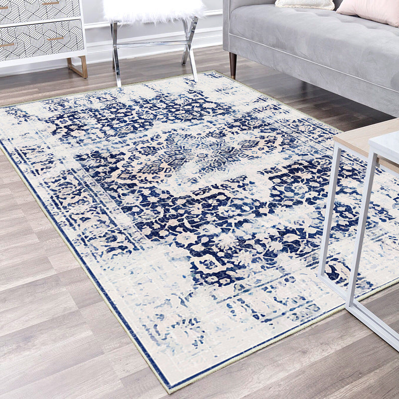 Vintage-Inspired Floral Pattern Area Rug Kalsten