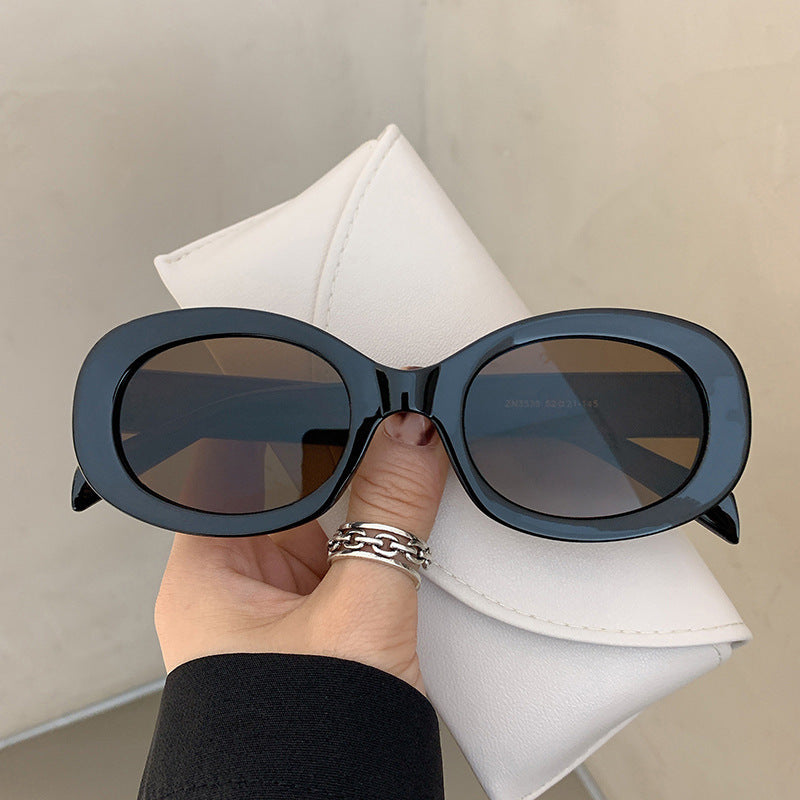 Ladies fashionable sunglasses in stylish oval design Kalsten
