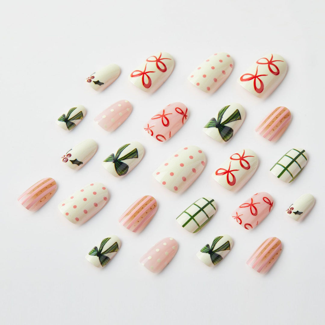 Festive Nail Art Kalsten