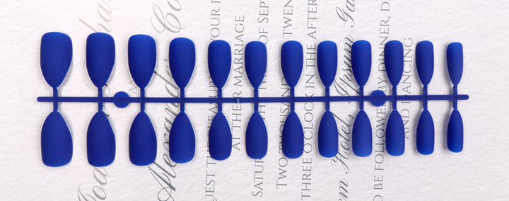 Stiletto Press-On Nail Set Kalsten