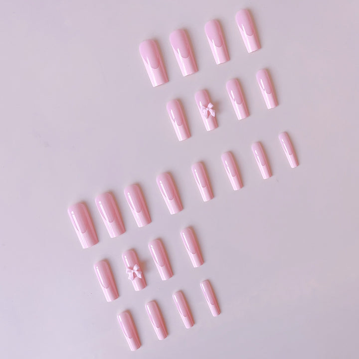 Artificial nail set with elegant tips and playful 3D design Kalsten