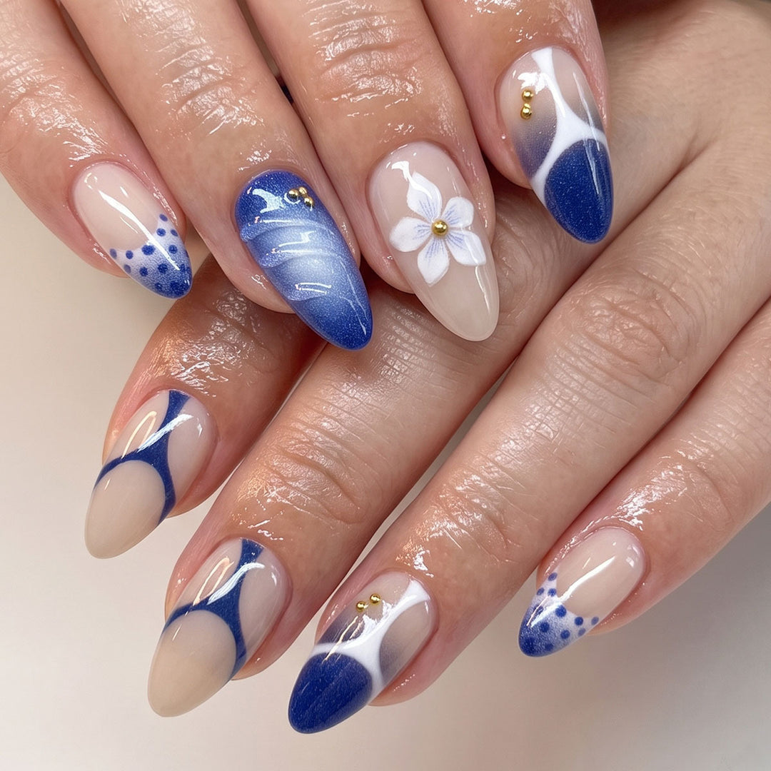 Elegant Artful Nail Design Set