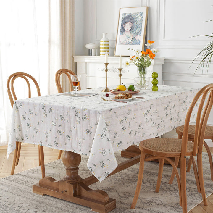 Elegant Floral Tablecloth