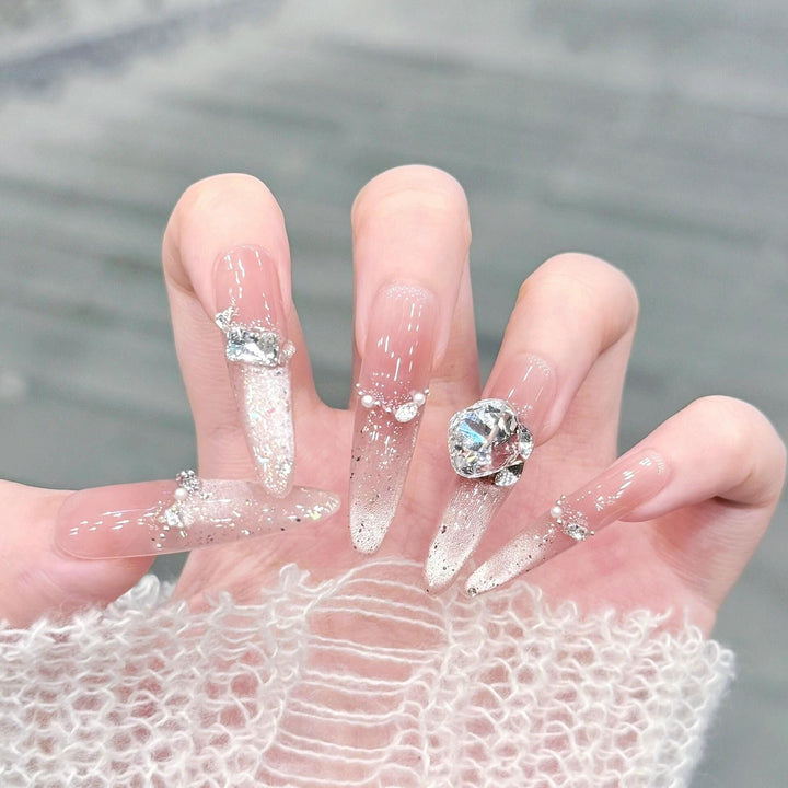 Artificial nails with glitter and crystal embellishments Kalsten