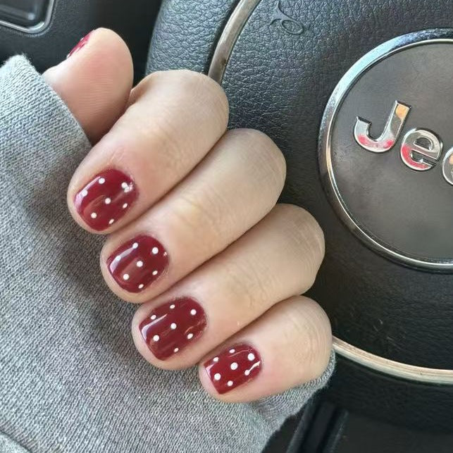 Nail set with stylish dots and high-gloss finish Kalsten