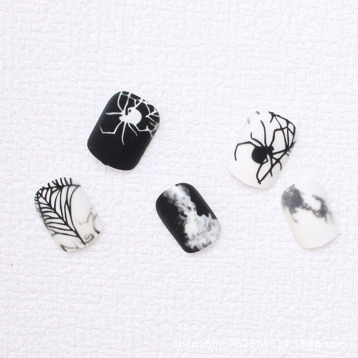 Spooky Spider-Themed Press-On Nails Kalsten