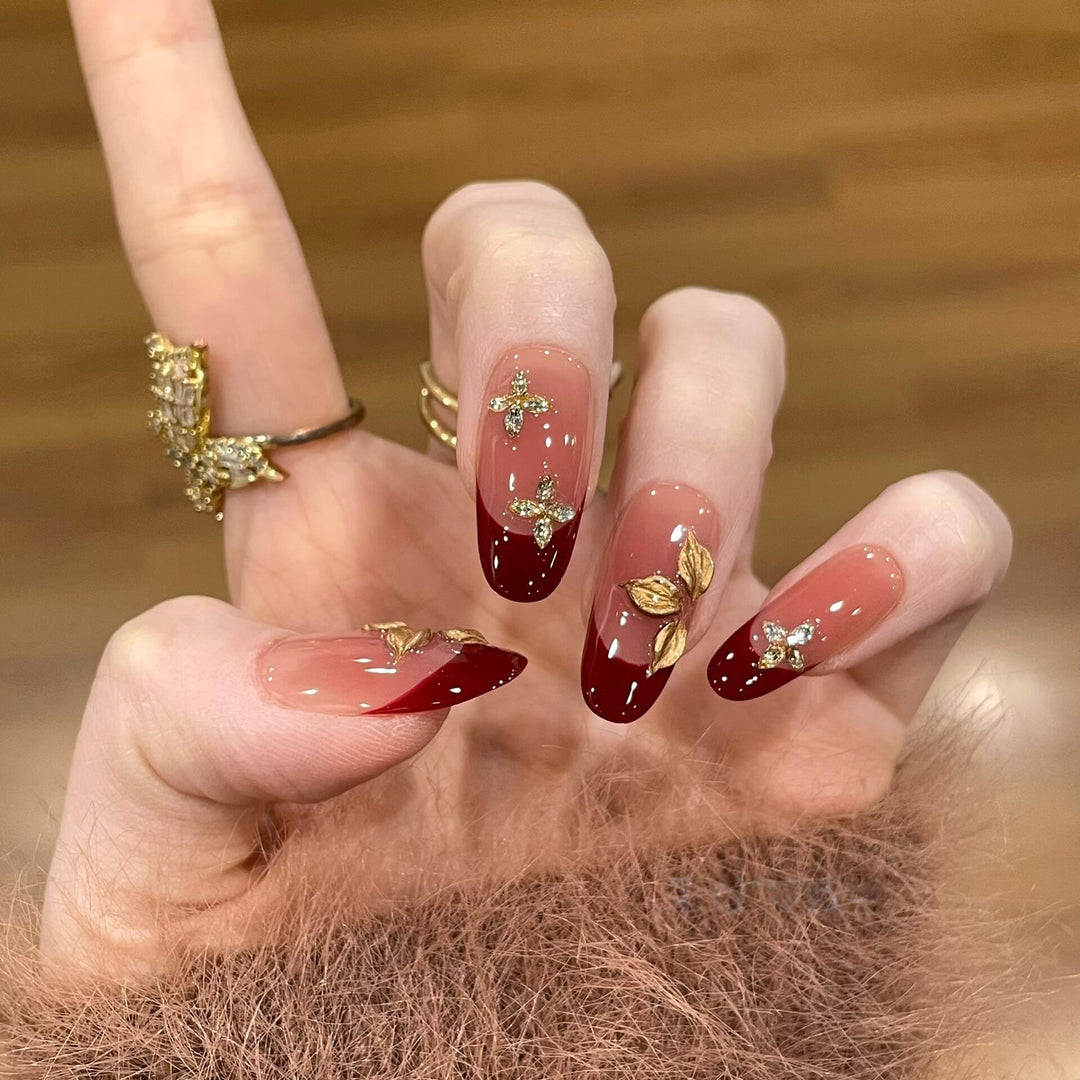 Artificial nails with luxurious flower and glitter elements Kalsten
