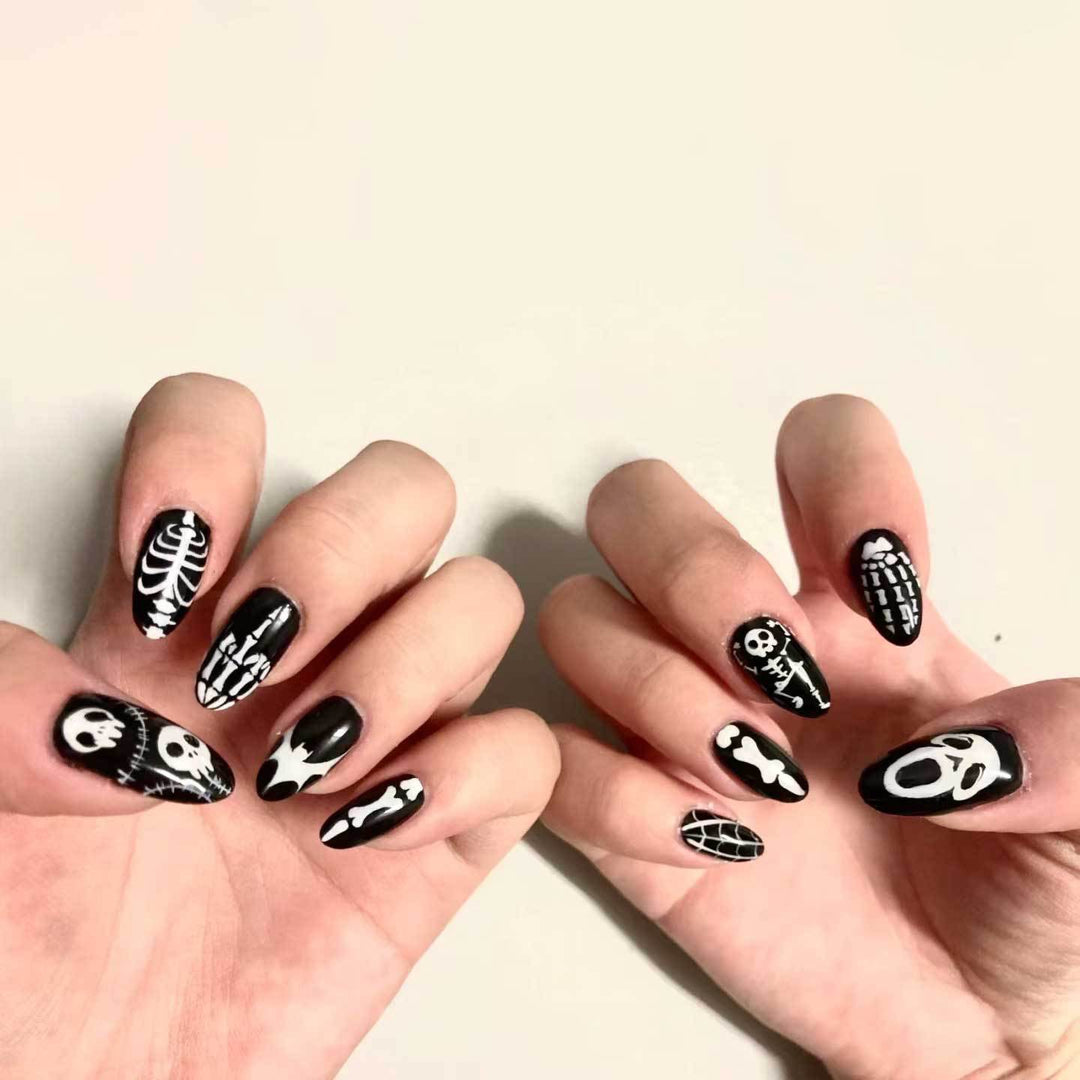 Festive Halloween-Themed Nail Art Set