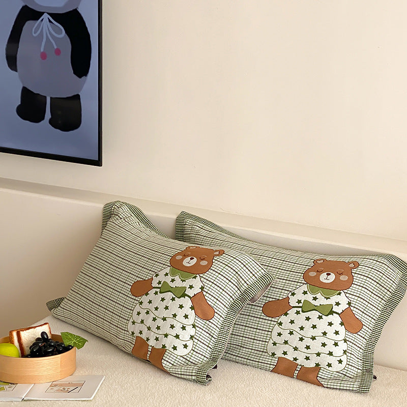 Kids' pillowcases with cute bear applique and checkered muslin look
