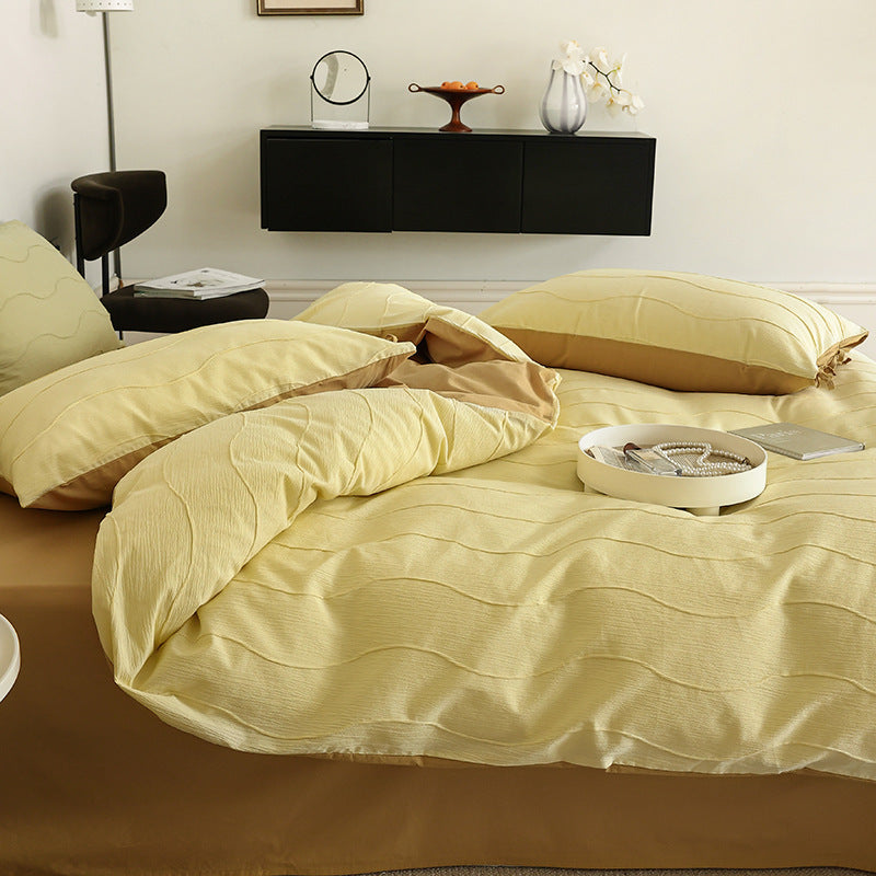 Wave-structured bedding set made from fine cotton blend with texture effect