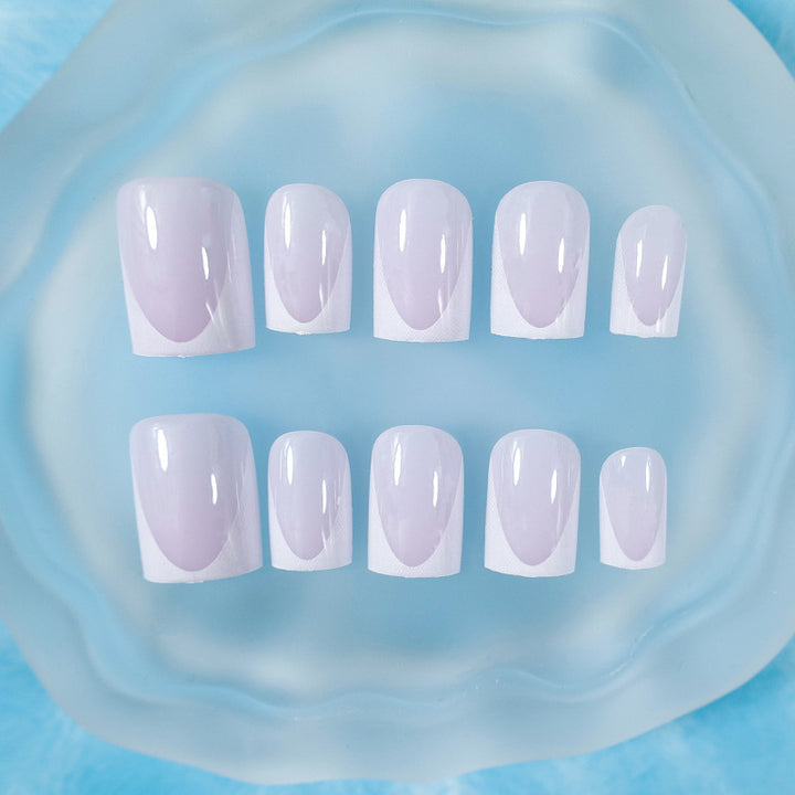 Artificial Nail Set with Elegant French Tip Design Kalsten