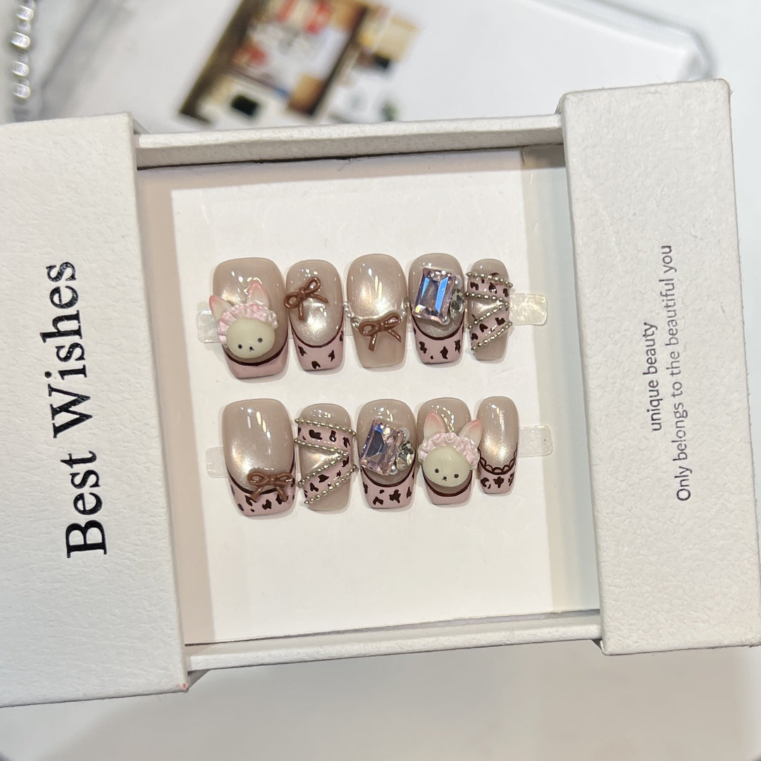 Whimsical Animal-Themed Press-On Nail Set Kalsten