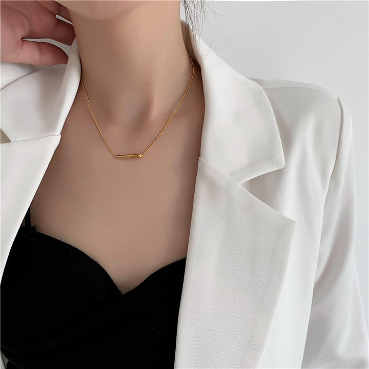 Sleek Minimalist Silver Pendant Necklace Kalsten