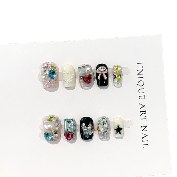 Glamorous Rhinestone-Decorated Press-On Nail Set
