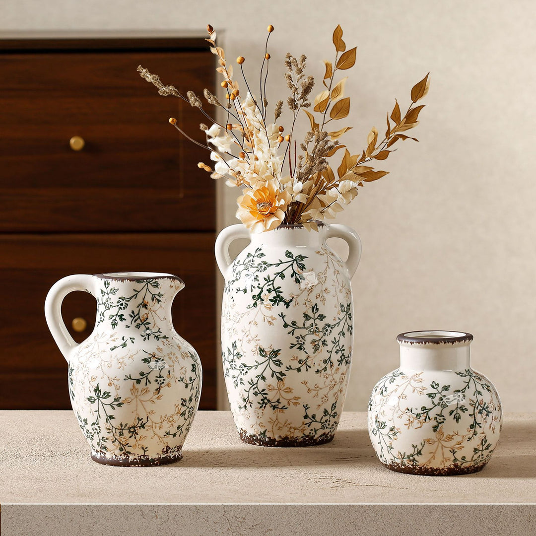Elegant and artistically decorated ceramic vase Kalsten