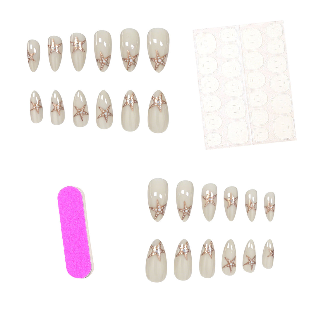 Elegant Starfish-Embellished Nail Art Kalsten