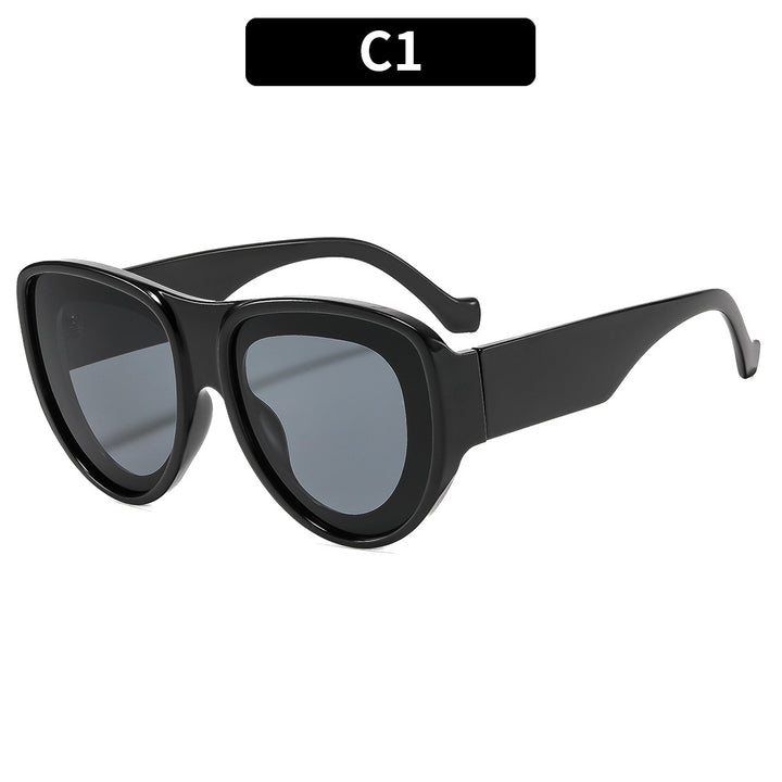 Vintage-Inspired Oversized Cat-Eye Sunglasses