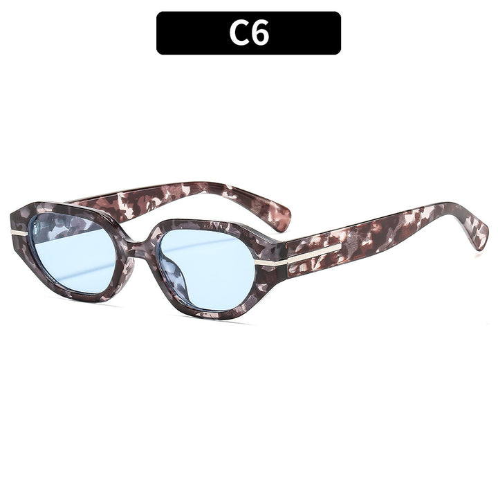 Distinctive Geometric Frame Sunglasses