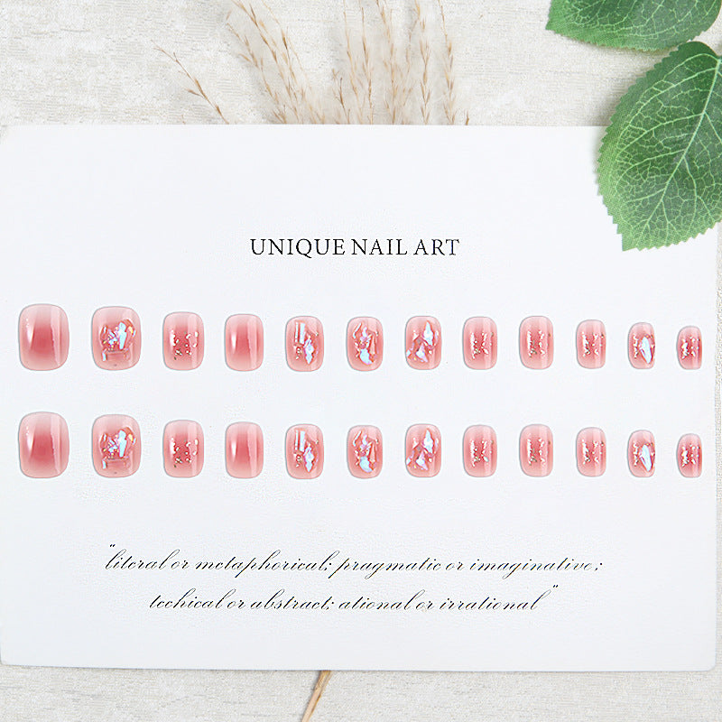 Nail set with sparkling 3D applications and romantic elements Kalsten