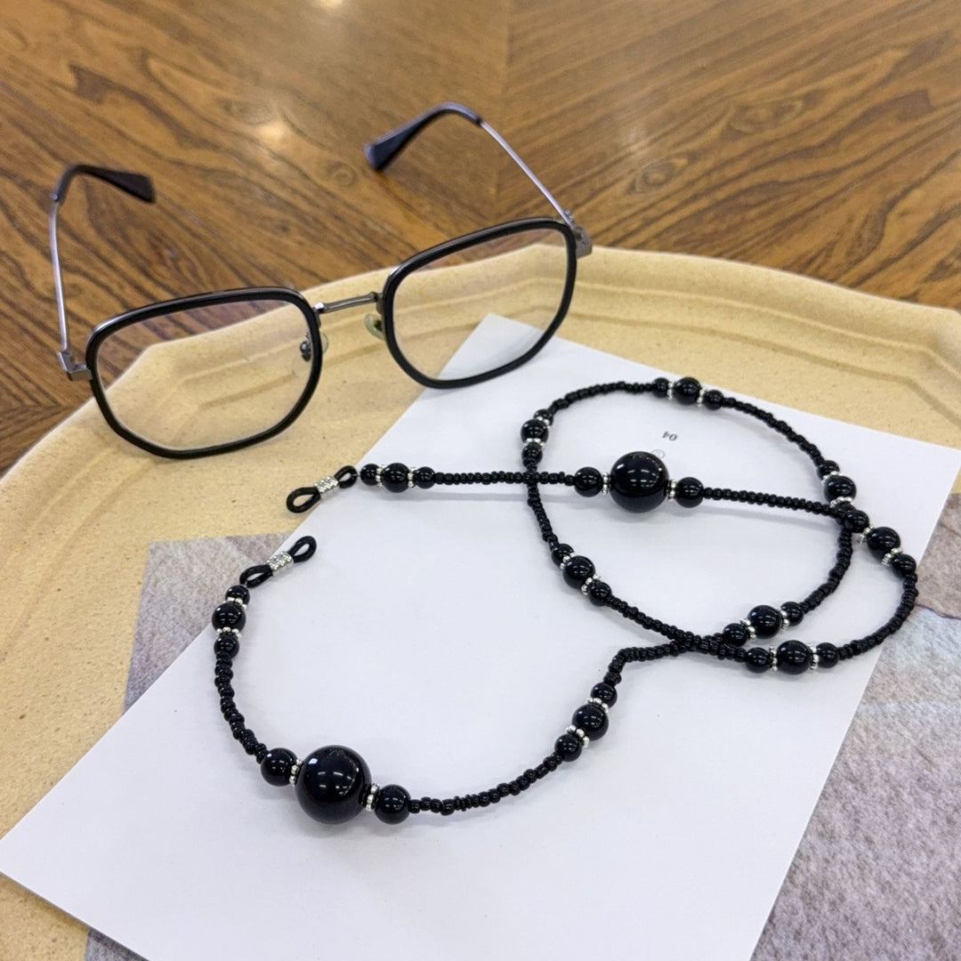 Chic Beaded Eyewear Holder Kalsten