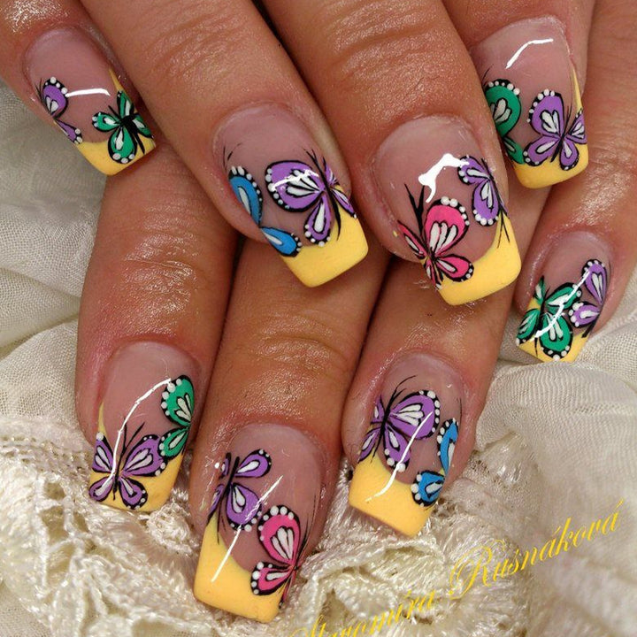 Artificial nails with exclusive spring design Kalsten
