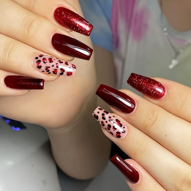 Glamorous Press-On Nail Art Set Kalsten