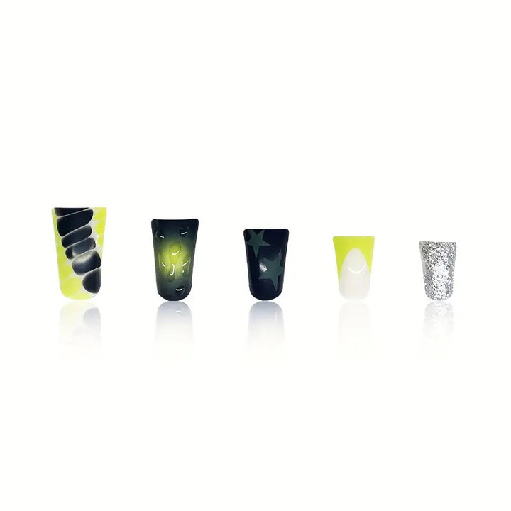 Creative Star-Embellished Press-On Nail Art Kalsten