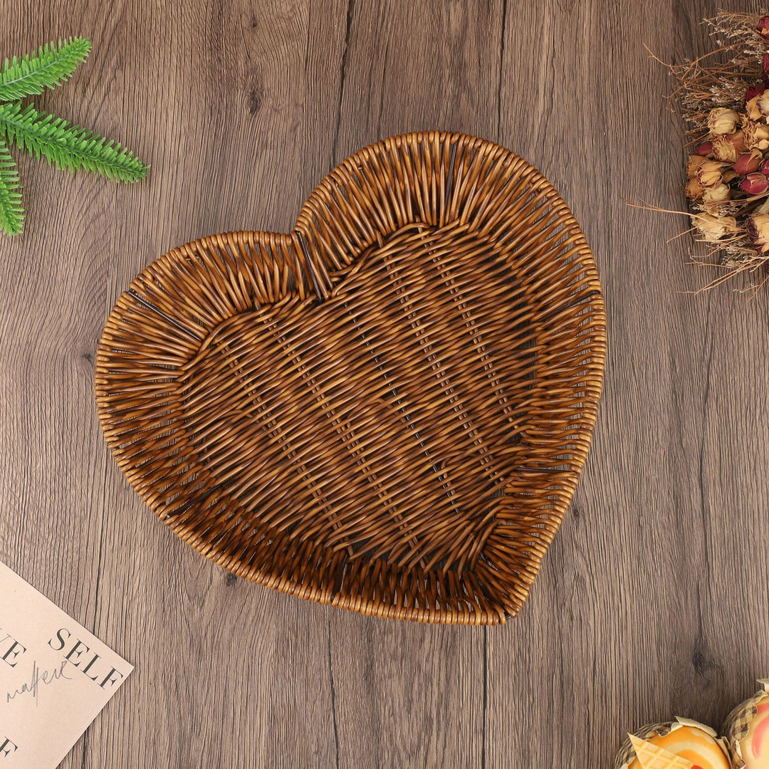 Decorative Heart-Shaped Kalsten