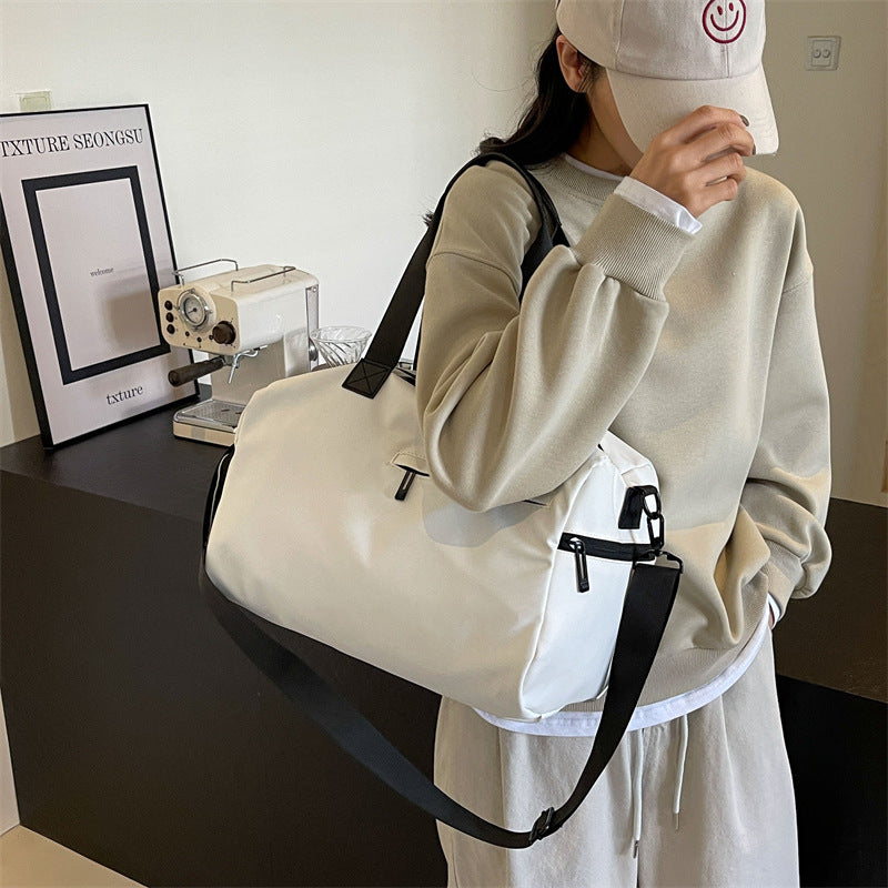 Versatile Waterproof Travel Duffle Bag Kalsten