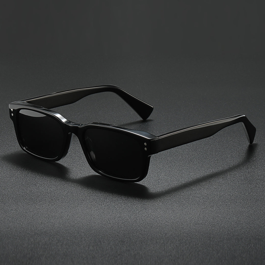 Women's sunglasses in modern, minimalist design Kalsten