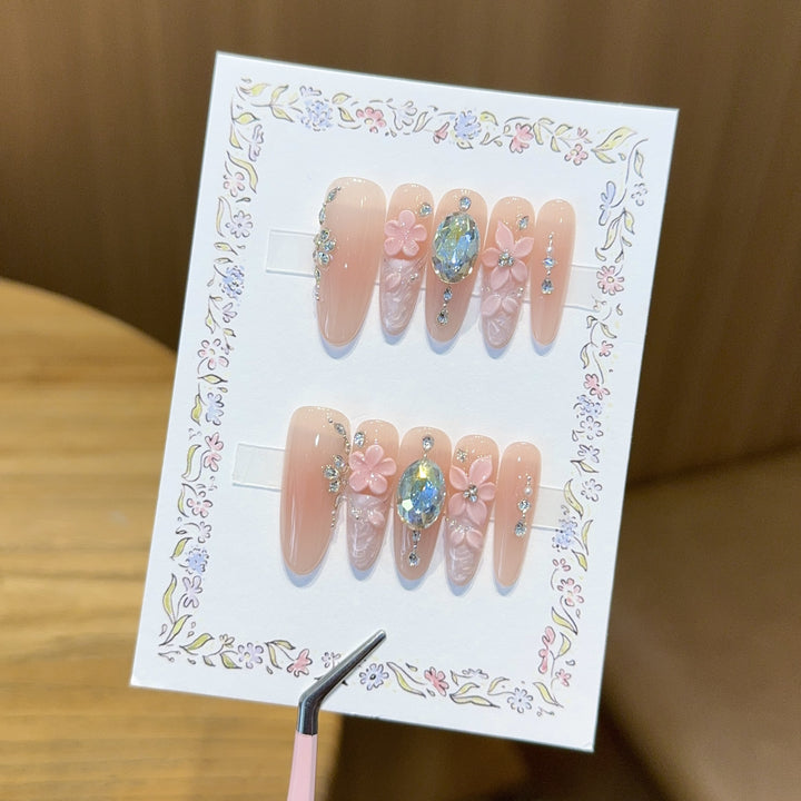 Artificial artificial nails with floral decorations and glitter details Kalsten