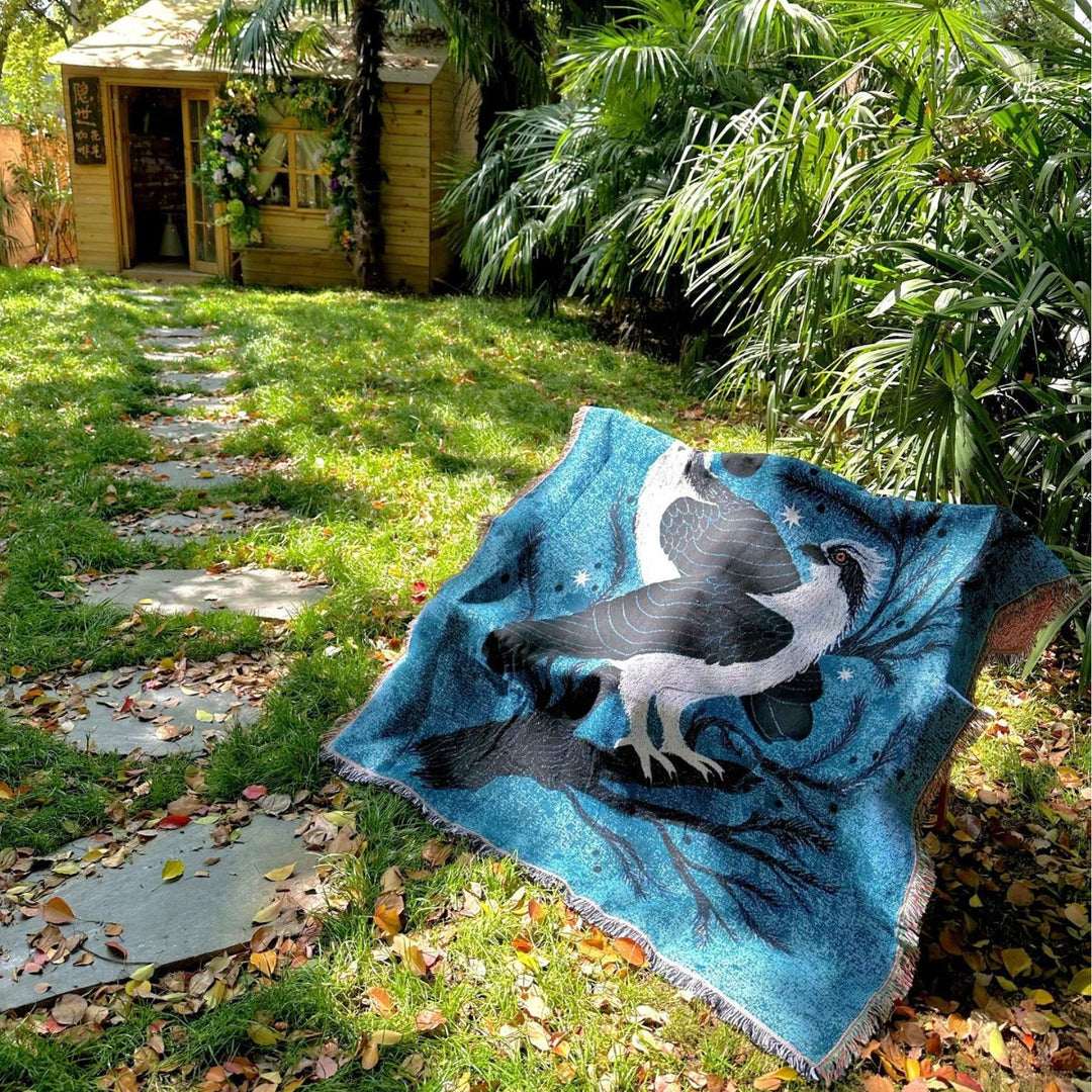 Artistic Nature-Inspired Throw Blanket
