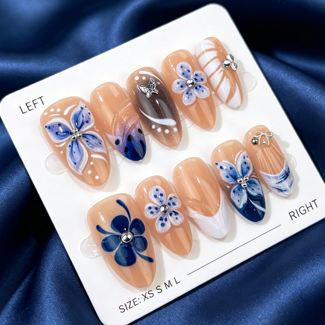 Elegant Floral Decorative Press-On Nail Set 1790738681