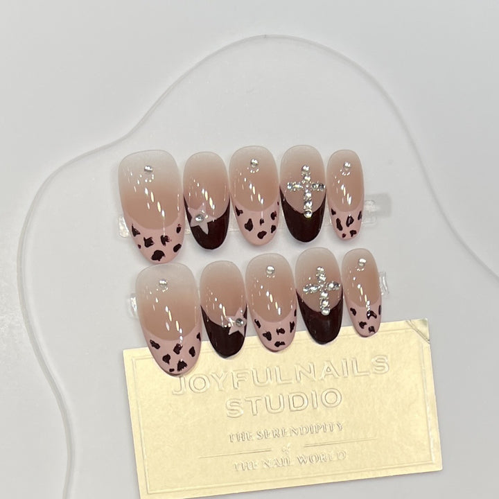 Elegant Stiletto Press-On Nail Set with Decorative Accents Kalsten
