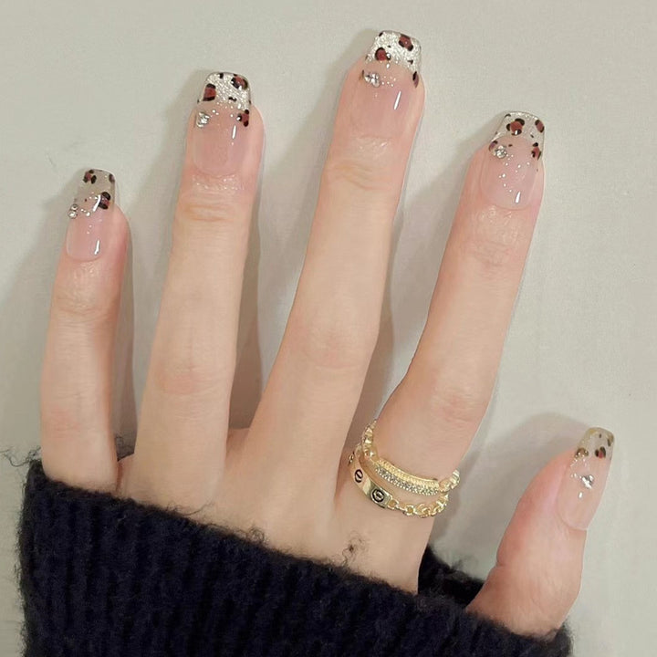 Glamorous Nail Designs Kalsten